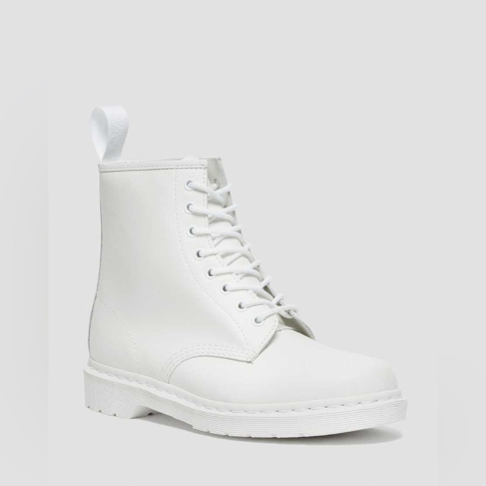 NEW! Dr. Martens 1460 Mono Patent Leather Lace Up Boots Size 8 UK 6